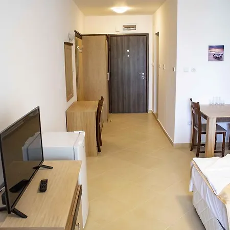 Aparthotel Puldin Suites *