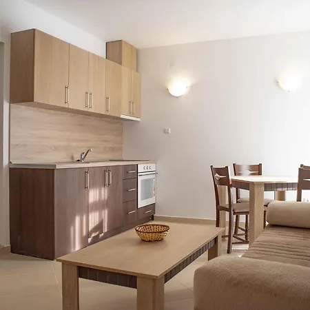 Puldin Suites شقة فندقية